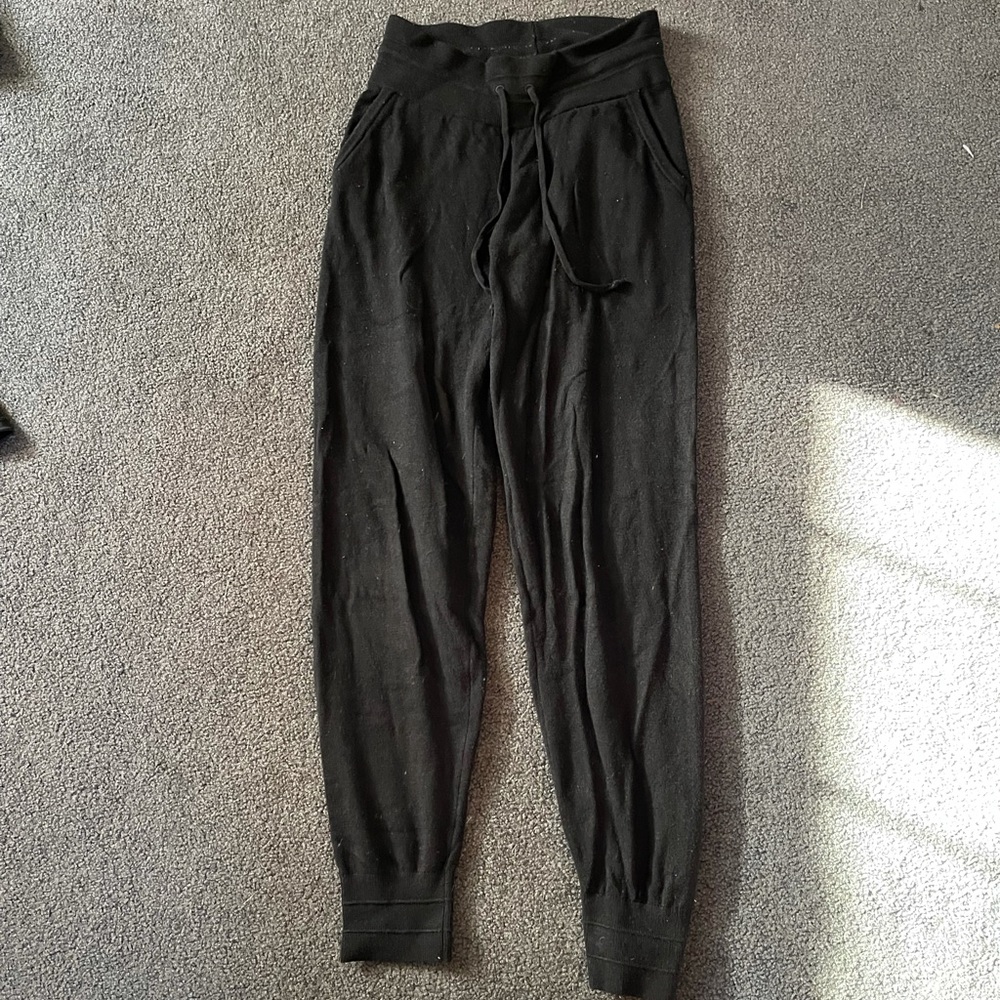 LuluLemon Knit Joggers